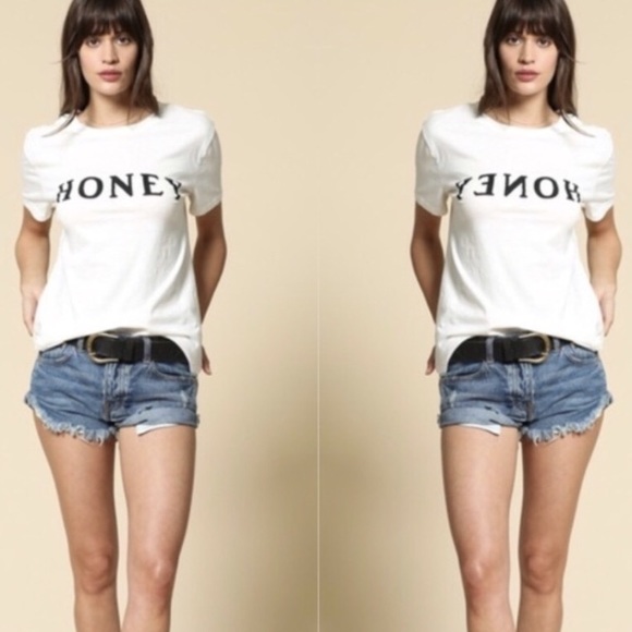 HONEY graphic Tee🚨PRICE FIRM🚨 - Picture 3 of 8